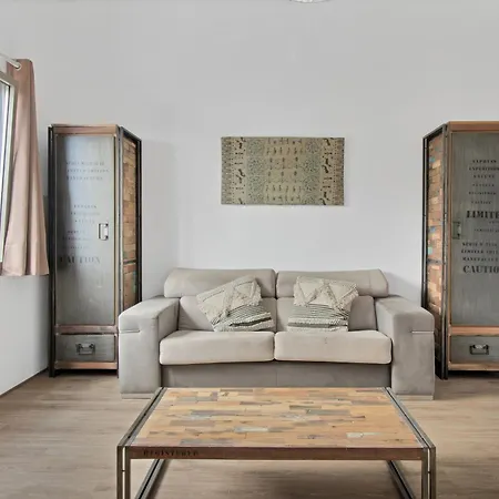Bed & Breakfast In Eden Palm Гостевой дом Бенальмадена