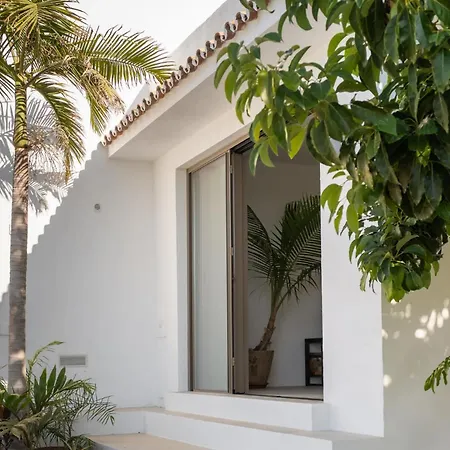 Pensión Bed & Breakfast In Eden Palm *