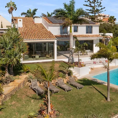 Bed & Breakfast In Eden Palm *