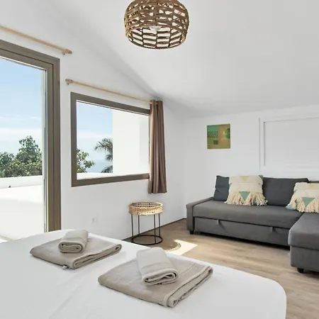 Bed & Breakfast In Eden Palm * Benalmádena