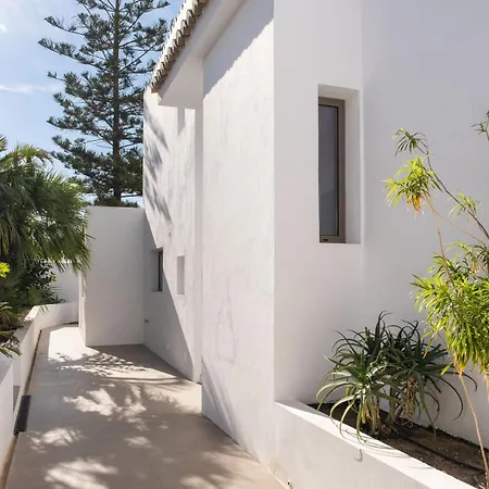 Pensión Bed & Breakfast In Eden Palm