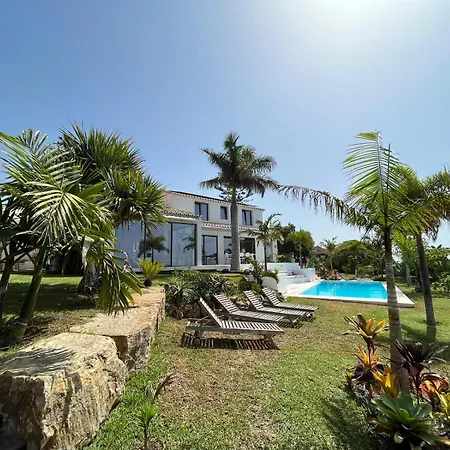 Bed & Breakfast In Eden Palm Pensión *